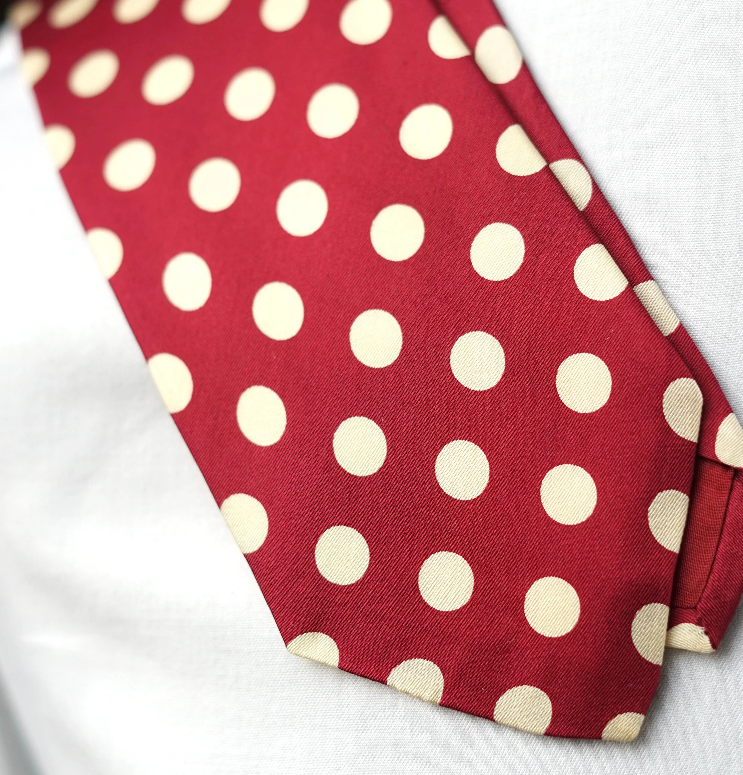 Betty Lightweight Vintage Tie