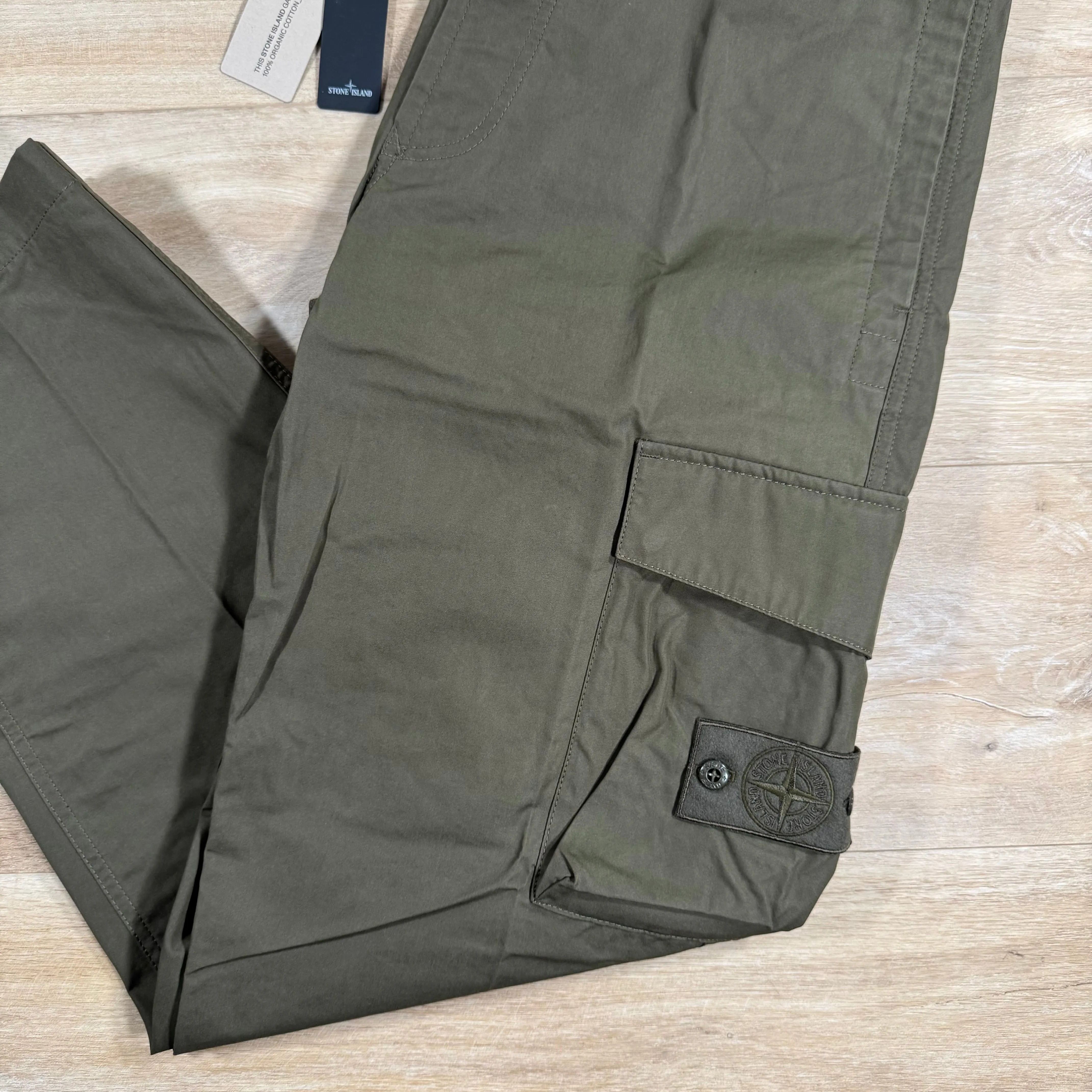 Stone Island Weatherproof Canvas Ghost Cargo Trousers in Military Green